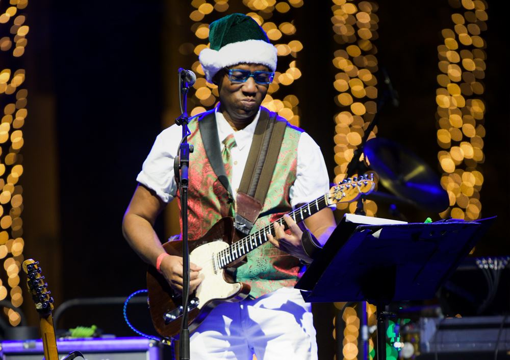Guitar player at Festival of Lights
